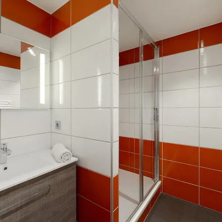 Montchavin Les Coches, 3 Pieces, 6 Personnes - Fr-1-181-937 Apartment *